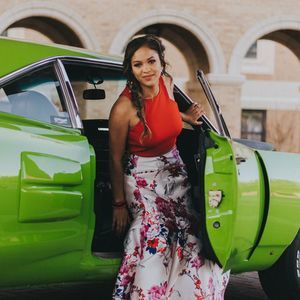 Meet your Posher, Avery